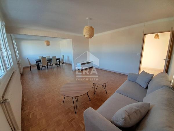 CHATEAUROUX A louer Appt meublé TYPE 3  BALCON