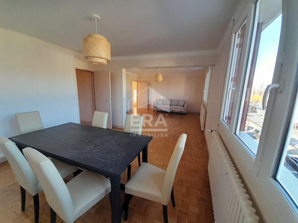 CHATEAUROUX A louer Appt meublé TYPE 3  BALCON