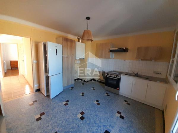 CHATEAUROUX A louer Appt meublé TYPE 3  BALCON