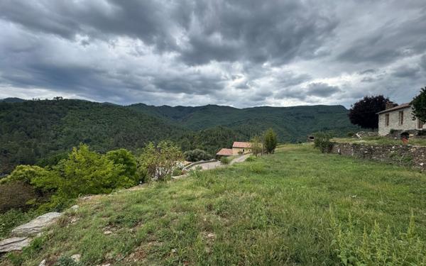 Maison à vendre    5 pièces •  Le Collet-de-Dèze