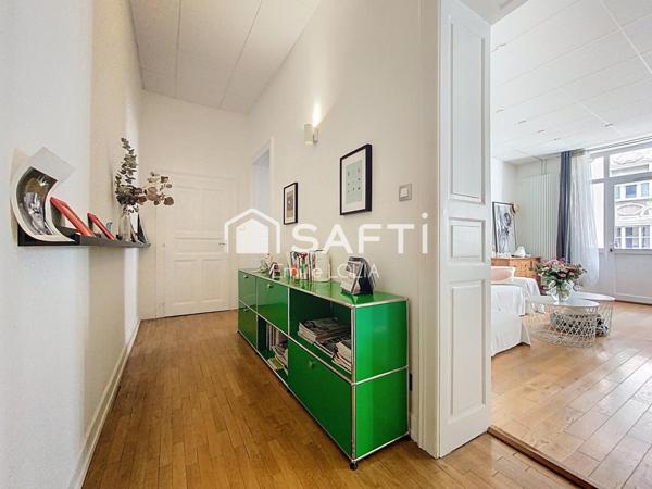 Le charme de l’ancien, tout près de la gare et du centre ville !