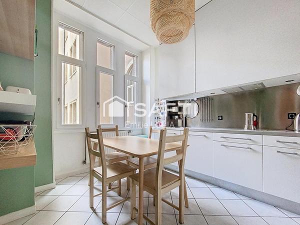 Le charme de l’ancien, tout près de la gare et du centre ville !