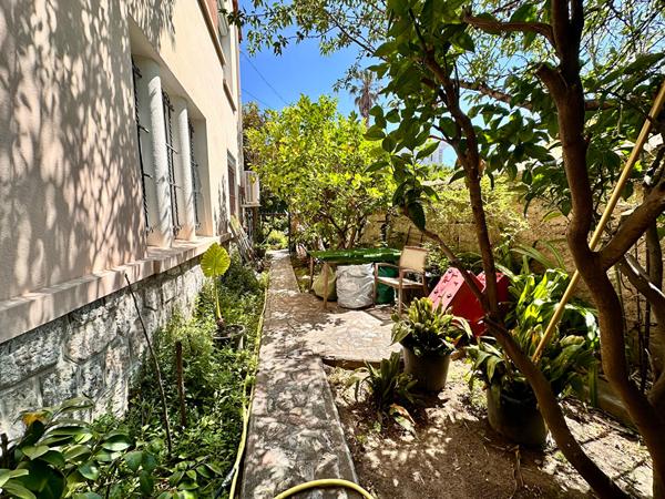 Belle maison 151m2, 4 chambres + bureau sur parcelle de 361m2 jardin et garage