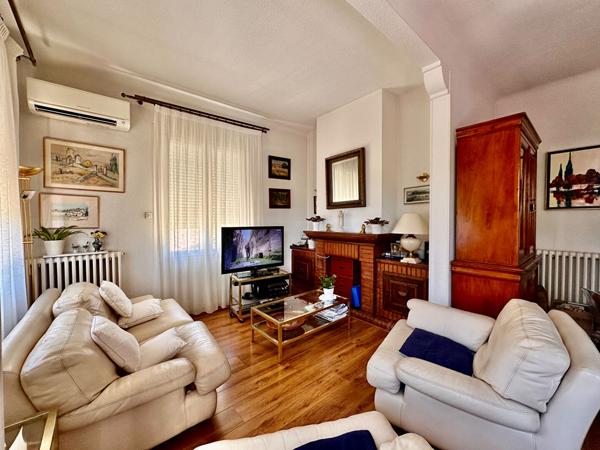 Belle maison 151m2, 4 chambres + bureau sur parcelle de 361m2 jardin et garage