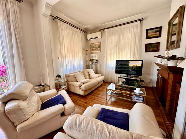 Belle maison 151m2, 4 chambres + bureau sur parcelle de 361m2 jardin et garage