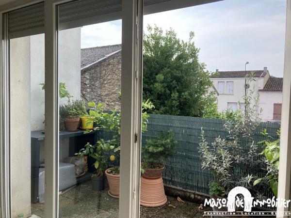 Location Appartement - 2 chambres, terrasse et garage - 74m² - COGNAC Centre-ville