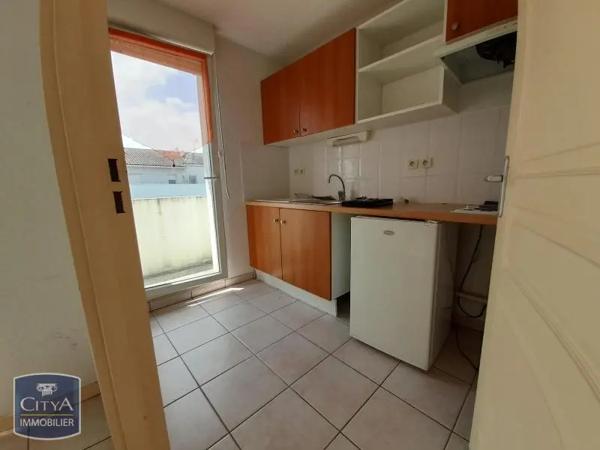 Appartement à louer 2 pièces 44.25m² Montauban (82000)