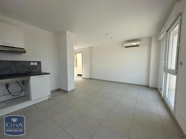 Appartement à louer 1 pièce 32.73m² Monteux (84170)