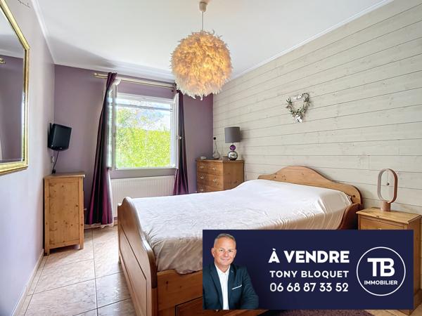 La Verpillière (38290) LA VERPILLIERE - 5 CHAMBRES - MEZZANINE - GRAND GARAGE