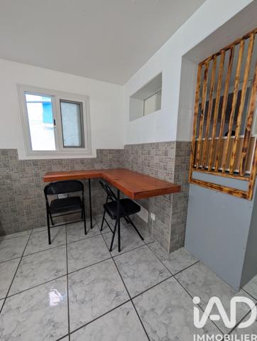 Maison à vendre 14 pièces 336 m² Le Tampon