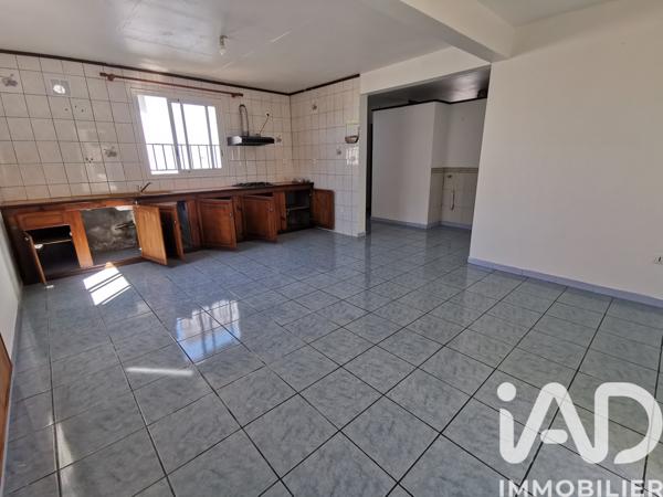 Maison à vendre 14 pièces 336 m² Le Tampon