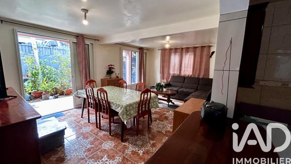 Maison à vendre 14 pièces 336 m² Le Tampon