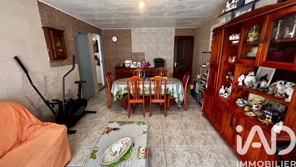 Maison à vendre 14 pièces 336 m² Le Tampon