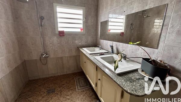 Maison à vendre 14 pièces 336 m² Le Tampon