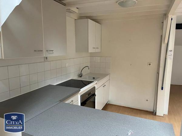 Appartement à louer 1 pièce 39.38m² Mâcon (71000)