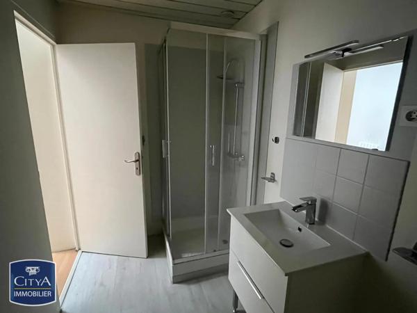 Appartement à louer 1 pièce 39.38m² Mâcon (71000)