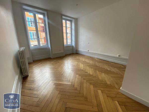 Appartement à louer 4 pièces 110m²