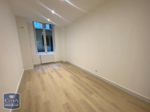 Appartement à louer 4 pièces 110m²