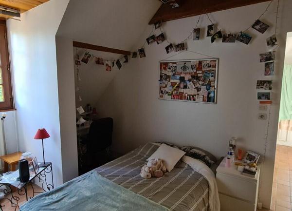 Maison à vendre    5 pièces •  Mandres-les-Roses