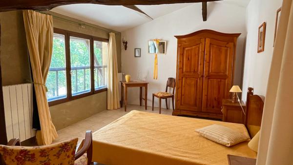 Maison 434 m2 sur un terrain de plus de 3 Hectares