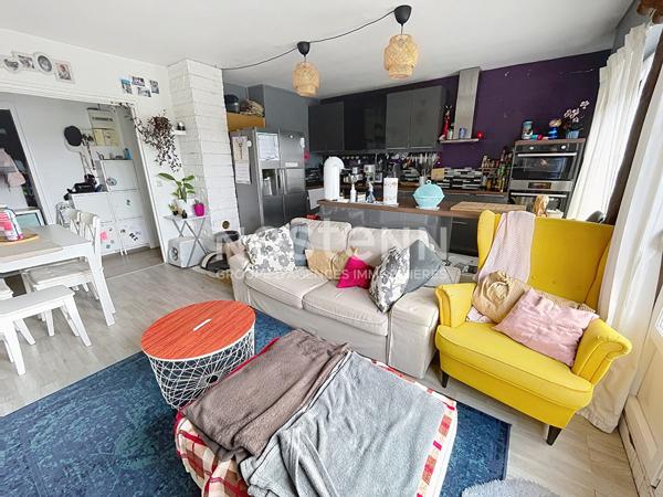 A vendre Appartement de 4 pièces de 69 m² à Plaisir - Quartier centre ville