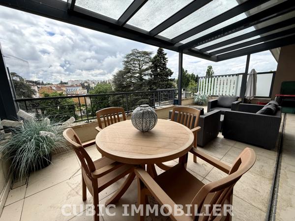 Appartement 4 pièce(s) 3 chambre(s) 107 m²