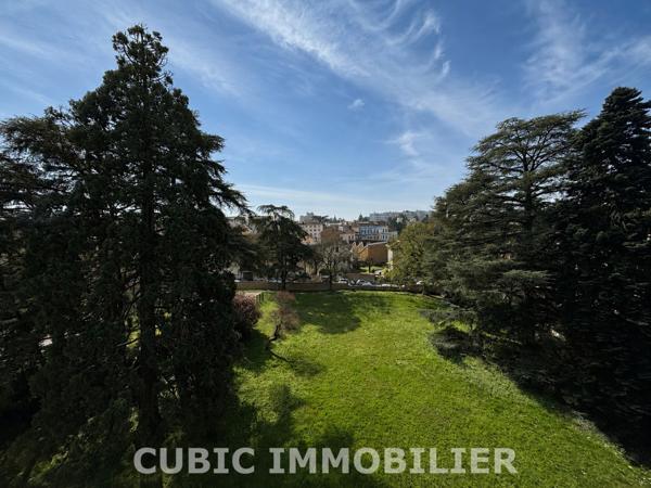 Appartement 4 pièce(s) 3 chambre(s) 107 m²