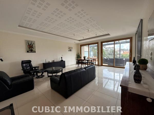 Appartement 4 pièce(s) 3 chambre(s) 107 m²