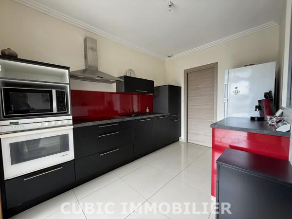 Appartement 4 pièce(s) 3 chambre(s) 107 m²
