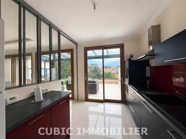 Appartement 4 pièce(s) 3 chambre(s) 107 m²