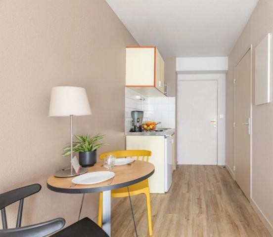IDEAL INVESTISSEUR : T1 en Résidence Affaires à Rennes (35) - Statut LMNP