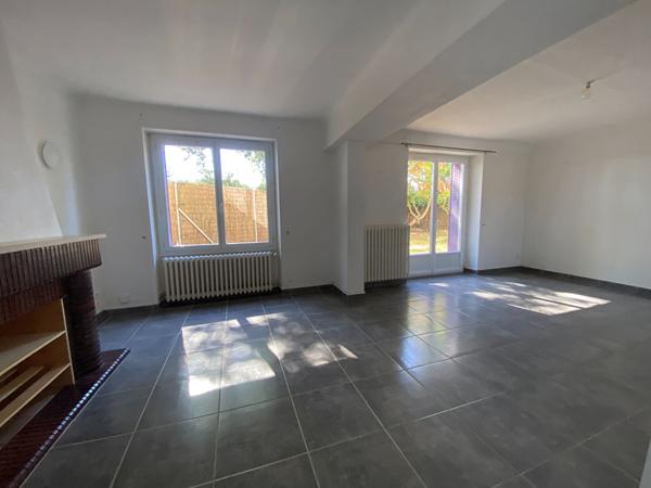 Maison 97m2 - 5 pièces -La Chevroliere - terrain clos environ 470 m2