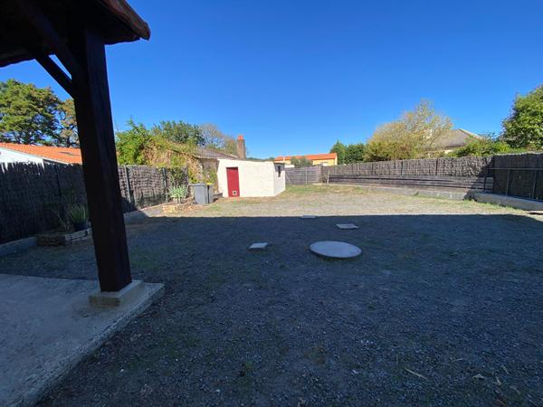 Maison 97m2 - 5 pièces -La Chevroliere - terrain clos environ 470 m2