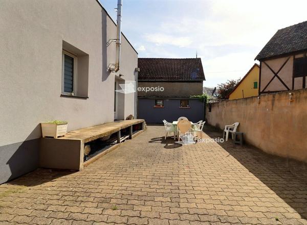 Appartement au centre de GERSTHEIM un 6 pièce(s) 131 m2 plus cour privative de280m2