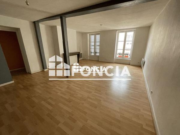 Location Appartement 3 pièces 86.19 m² - 12 RUE BICHAT Bourg En Bresse 01000