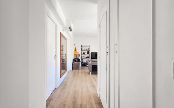 Appartement à vendre    3 pièces • 54 m2 Nice