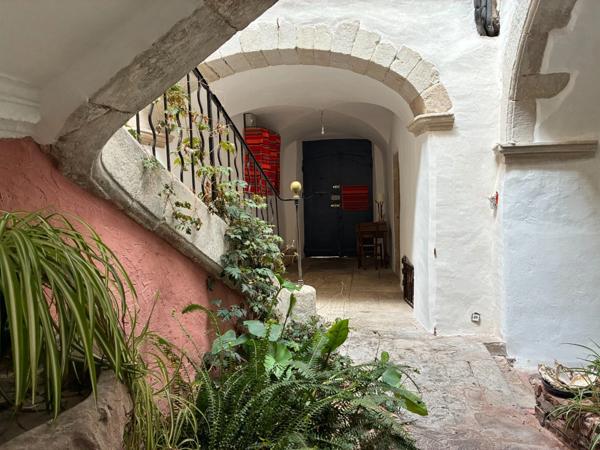 Maison à vendre 9 pièces SAINT AFFRIQUE (12)