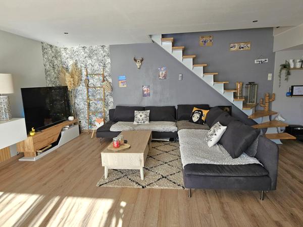 Maison rénovée 3 chambres – Luminosité et confort au rendez-vous 5 km de Candé