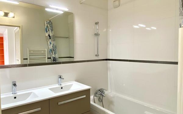 Appartement à vendre    3 pièces • 71,72 m2 Le Chesnay