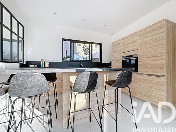 Maison à vendre 5 pièces 157 m² Béziers
