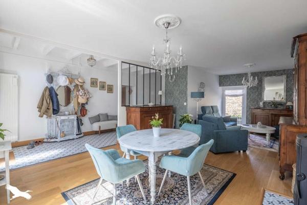 Maison 390 900 € Mansle 9 p 205 m² DPE D