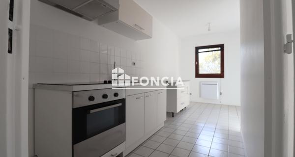 Location Appartement 3 pièces 70.12 m² - Grenoble 38000