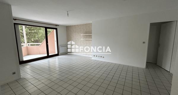 Location Appartement 3 pièces 70.12 m² - Grenoble 38000