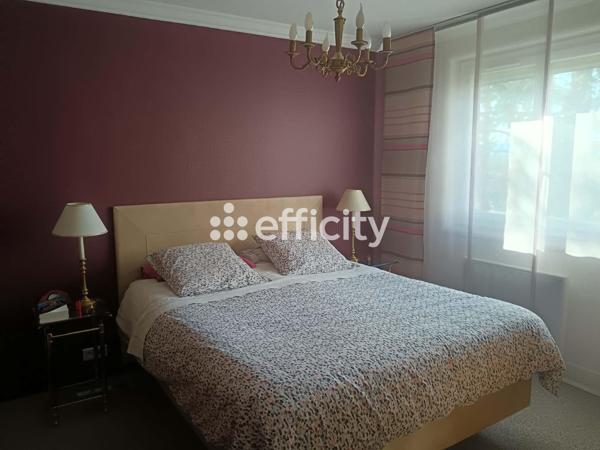 Maison 7 pièces - 203 m²