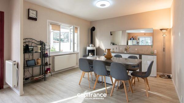 Montceaux 01090 - Maison + Dépendance Surface Utile Totale : 267,64 m²