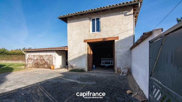 Montceaux 01090 - Maison + Dépendance Surface Utile Totale : 267,64 m²