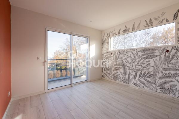 VOLVIC- Maison individuelle 2018, 135 m2, jardin avec vue dégagée
