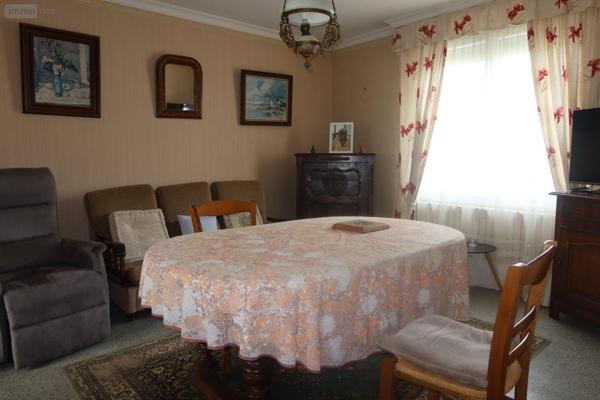 Maison à vendre à Landivisiau dans le Finistère (29400), ref : 4107