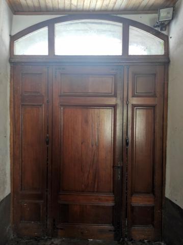 Bessèges (30160) Bessèges Appartements et local commercial 270 m² avec terrain