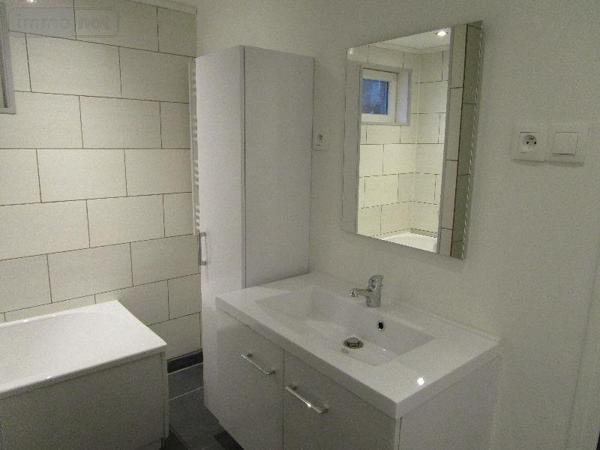 Maison de ville à louer à Caëstre dans le Nord (59190), ref : 12980/899